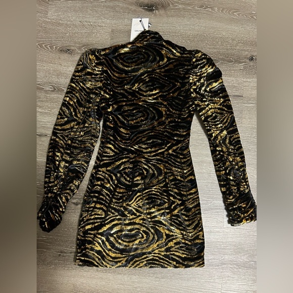 NWT GRLFRND Janice Mini Dress in Black & Gold Size XS Velvet Shimmer Cocktail - Picture 15 of 16